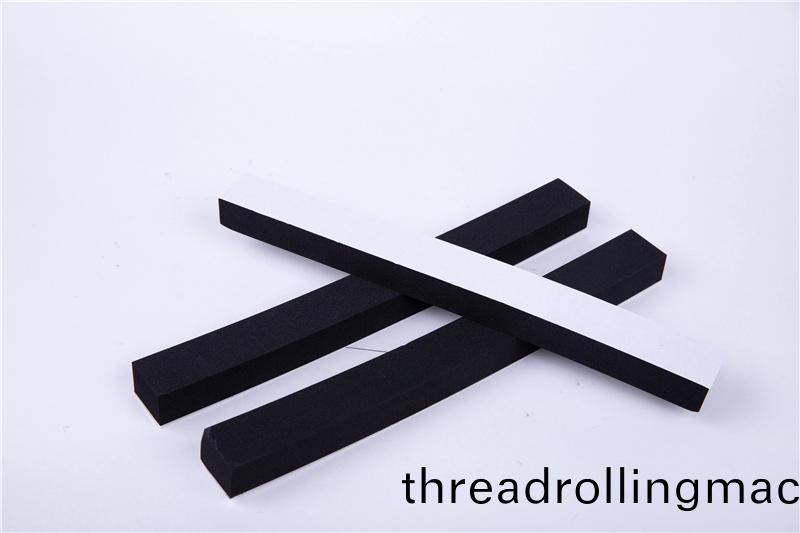 CR減震(zhen)保(bao)溫條(tiao)